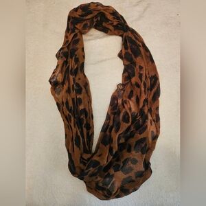 Leopard Peint Infinity Scarf